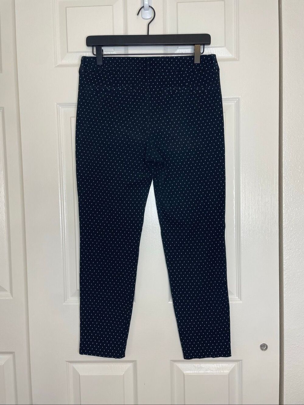 Old Navy Pixie Mid Rise Ankle Pants Black with White Dots Size 8 - Picture 2 of 9